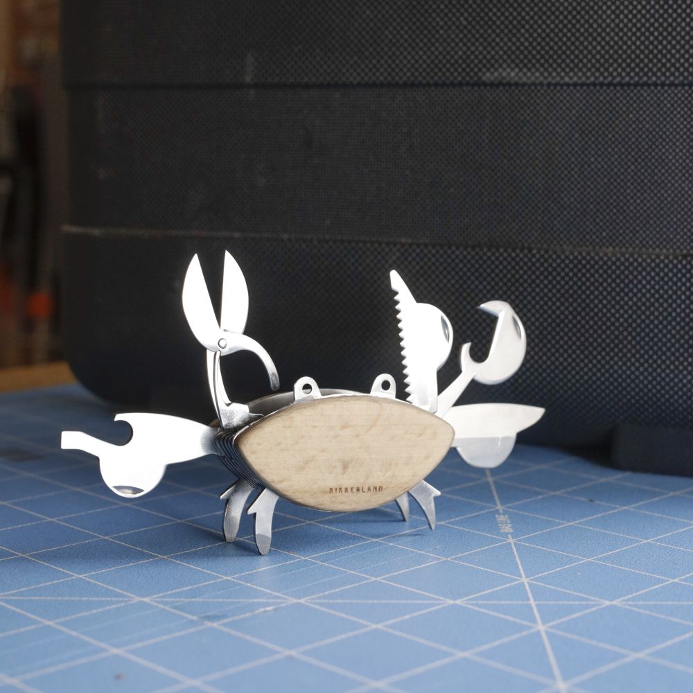 クラブマルチツール 缶切り、ハサミ、ボトルオープナー、マイナスドライバー、ナイフ、ノコギリの機能..