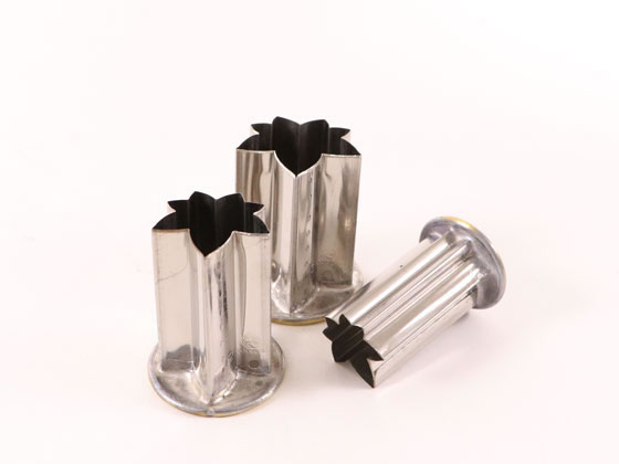 【マラソン限定★2,000円クーポン＆ポイント2倍】【お取り寄せ】たかもり たかもりの厚口野菜抜 3PC 楓 抜型 細工 皮むき 卵切 調理小物 厨房 キッチン