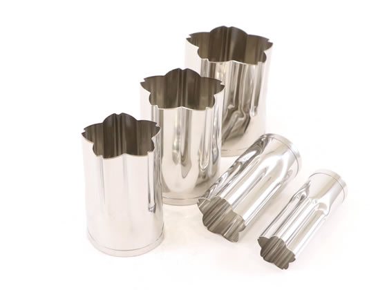 【レビュー投稿で100円OFFクーポン】【お取り寄せ】たかもり たかもりの野菜抜 5PC 桜 抜型 細工 皮むき 卵切 調理小物 厨房 キッチン