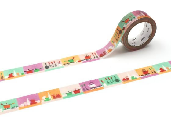 【商品説明】貼ってはがせるマスキングテープ。デコレーションはもちろん、様々なシーンで活躍するアイテムです。消しゴムはんこ作家まるいちきゅうさんのコラボデザイン。【仕様】●色：キッチン●サイズ：15mm×7m【備考】※メーカーの都合により、パッケージ・仕様等は予告なく変更になる場合がございます。【検索用キーワード】カモ井　かもい　カモイ　カモ井加工紙　かもいかこうし　カモイカコウシ　エムティーマルイチキュウキッチン　mtまるいちきゅうキッチン　まるいちきゅう　丸い地球　キッチン　mt　えむてぃー　エムティー　マスキングテープ　マステ　maskingtape　養生　デコレーション　留め　ラベル　装飾　ラッピング　ギフト　MTMARU02　15mm×7m　15mm　7m　デコレーションテープ　粘着テープ　シール　2023AW　きっちん　台所　だいどころ　デコレーショングッズ　R752GXラッピング、手帳、コラージュに。季節をアーティスティックに彩るラインナップ。