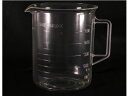 【レビュー投稿で100円OFFクーポン】【お取り寄せ】サンプラテック TPX手付ビーカー1054 500mL 036233 ビーカー 計量カップ コップ ガラス容器 計量器