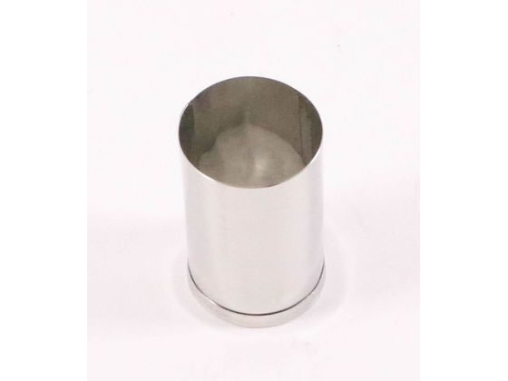 【商品説明】クッキー抜きに【仕様】●サイズ：内径×高さmm：φ28×高さ45●材質：18−8ステンレス●生産地：燕三条【備考】※メーカーの都合により、パッケージ・仕様等は予告なく変更になる場合がございます。【検索用キーワード】かんだ　カンダ　パテ抜丸　パテ抜　82075　キッチン雑貨　調理道具　R221JW
