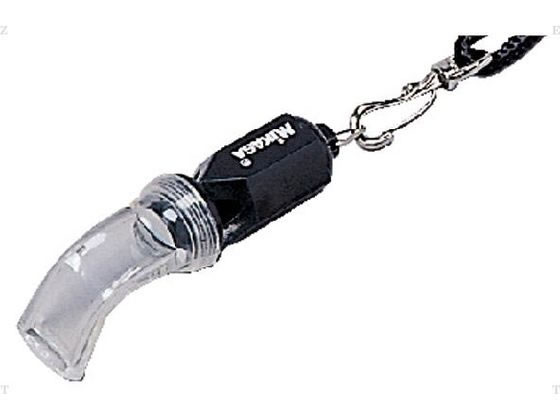 【商品説明】くわえたままでも疲れにくい長管ホイッスル。【仕様】●カラー：ブラック●素材：ABS●原産国：台湾●仕様：長管、ひも付※ご注意：絶対に耳の近くで鳴らさないでください。耳を痛めることがあります。【備考】※メーカーの都合により、パッケージ・仕様等は予告なく変更になる場合がございます。【検索用キーワード】MIKASA　みかさ　mikasa　ミカサ　審判用グッズ　ホイッスル　プラ六角笛　ブラック　しんぱんようぐっず　ほいっする　ぷらろっかくぶえ　ぶらっく　WH5−BK　WH5BK　ぶらっく　黒　くろ　クロ　BLACK　器具　審判　ホイッスル　WH5　試合　1個　R893JS長管ホイッスル