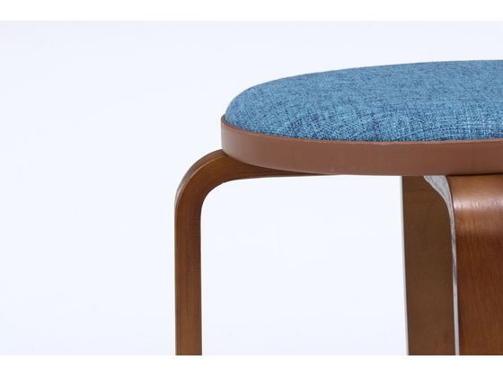 【マラソン限定★2000円クーポン&ポイント2倍】【メーカー直送】ファミリー・ライフ 布張り曲木スツール 同色4脚組 ブルー a3364520【代引不可】【お客様組立】スタッキングスツール 丸椅子 スツール オフィスチェア オフィス家具 [3]