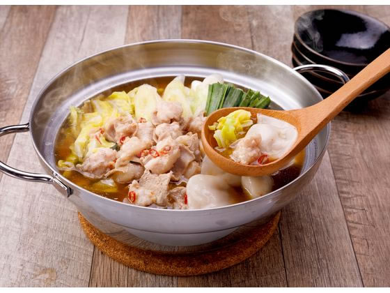 【マラソン限定★2,000円クーポン＆ポイント2倍】モランボン もつ鍋用スープ 醤油味 750g 鍋の素 料理の素 調味料 油 食品