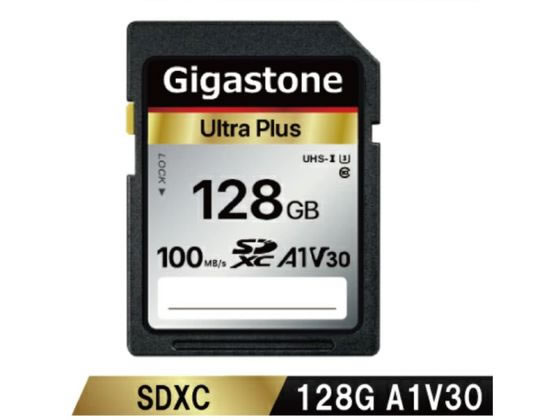 【商品説明】Class10・UHS−I・V30・U3・A1対応で、最大100MB／sの高速読み取りが可能。4K・Full　HD撮影やアプリ使用に最適で、スマホ・タブレットとの互換性も高い。高品質NANDフラッシュと高性能コントローラを採用し、防水・耐衝撃・耐熱・耐低温など高耐久設計。カードロック機能でデータ保護も安心。台湾製造による高い機密性、日本国内サポートと5年保証付き。【仕様】●容量：128GB●スピードクラス・規格：A1　V30　U3　UHS−I　●耐温度・耐衝撃【備考】※メーカーの都合により、パッケージ・仕様等は予告なく変更になる場合がございます。【検索用キーワード】GIGASTONE　ギガストーン　SDXCカード　128GB　GJSX−128GV3A1　V30　UHS−1　UHS−I　U3　A1　4K対応　高速100MB　s　Class10　高速転送　高耐久　防水　耐衝撃　耐熱　耐低温　ロック機能　NANDフラッシュ　台湾製　5年保証　スマホ対応　タブレット対応　ドローン撮影　データバックアップ　記録メディア・メモリーカード　メモリーカード　記録メディア・メモリーカード　メモリーカード　R050ML4K対応・高速100MB／s。A1グレード＆5年保証の高耐久128GB　SDカード。