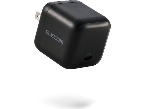 【商品説明】●USB　Type−C（TM）ポートを搭載したAC充電器です。　●対応するスマートフォンやタブレット、ノートパソコンを最大65W出力のUSB　Power　Deliveryで充電できます。　●※USB　Power　Delivery　65W充電に対応した機種に限ります。【仕様】●対応機種：USB　Type−C（TM）ポートからUSB　Power　Delivery（65W）およびオプション規格であるPPS（Programmable　Power　Supply）の規格内で充電可能な端末　●定格入力電圧：AC100〜240V、50／60Hz　●定格入力電流：1．6A　●定格出力電力：最大出力65W、PPS最大出力65W　●定格出力電圧：5V／9V／12V／15V／20V、PPS出力5V〜11V／5V〜21V　●定格出力電流：5V時3A／9V時3A／12V時3A／15V時3A／20V時3．25A、PPS出力5V〜11V時4．05A、5V〜21V時3．05A　●外形寸法：幅約42．5mm×奥行約41．5mm×高さ約41．5mm　●重量：約68g　●カラー：ブラック　●使用可能地域：日本　●保証期間：1年間　●コネクター形状：USB　Type−Cポート×1　●コンセントプラグ仕様：90度スイング構造　●使用温度範囲：0℃〜25℃　●法令：◇PSE　特定電気用品【備考】※メーカーの都合により、パッケージ・仕様等は予告なく変更になる場合がございます。【検索用キーワード】エレコム　ELECOM　えれこむ　MPA−AC12465BK　充電器　AC充電器　USB充電器　USBC　USBTypeC　TypeC　タイプC　タイプシー　たいぷしー　たいぷc　cタイプ　ctype　USBtype−C　USBPD　急速充電　TypeC充電器　タイプC充電器　ACアダプター　USB電源アダプタ　ノートパソコン充電　ノートPC充電器　スマホ充電器　タブレット充電器　小型充電器　軽量充電器　旅行用充電器　出張用充電器　高出力チャージャー　スマホ　パソコン　PC　ノートパソコン　PD　PD対応　高出力　ブラック　R389NFスマートフォンやノートパソコンをこれひとつで充電！USB　PD（最大45W）対応のAC充電器
