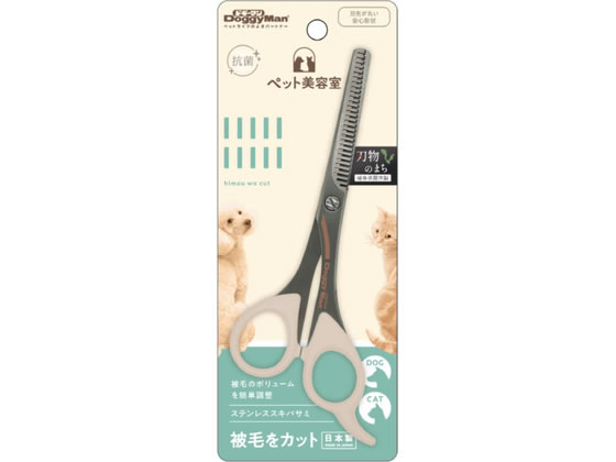 【商品説明】ペットとのふれあいを通じたグルーミングは、お手入れではなく健康的な美しさがつづくペット美容の大切なプロセス。必要なアイテムを使いやすく、ペットにとっては心地よく。女性の手に優しくなじみ思わずお部屋に置いておきたくなる、ナチュラルで大人かわいいカラーを本体、パッケージ色にチョイス。「お手入れのために」だけではなく「持っていたい」と感じる、こだわりがいっぱい詰まった「ペット美容室」シリーズ。【仕様】●材質／ハンドル：ABS樹脂、刃：ステンレス●商品使用時サイズ／幅65mm×高さ155mm×奥行10mm、重量40g【備考】※メーカーの都合により、パッケージ・仕様等は予告なく変更になる場合がございます。【検索用キーワード】どぎーまん　ドギーマン　doggyman　DoggyMan　doggy　Doggy　BS　ステンレススキバサミ　ペット用品　ケア用品　犬（ドッグ）用　R108NN使いやすくペットに心地よい「ペット美容室」シリーズ。