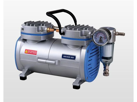 【店内全品ポイント2倍★28日9:59迄】 【お取り寄せ】Rocker オイルレス吸引ポンプ 10.7kPa Rocker400 真空ポンプ 加圧ポンプ 加圧 減圧装置類 実験室 研究用