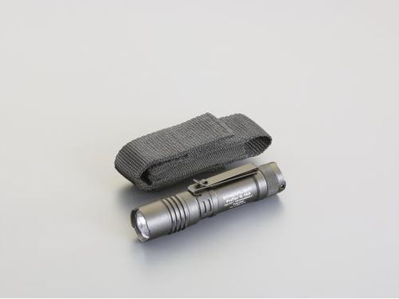 楽天ココデカウ【レビュー投稿で100円OFFクーポン】【お取り寄せ】エスコ フラッシュライト LED CR123A 単3アルカリ 単3リチウム EA758SG-39 懐中電灯 ライト 照明器具 家電
