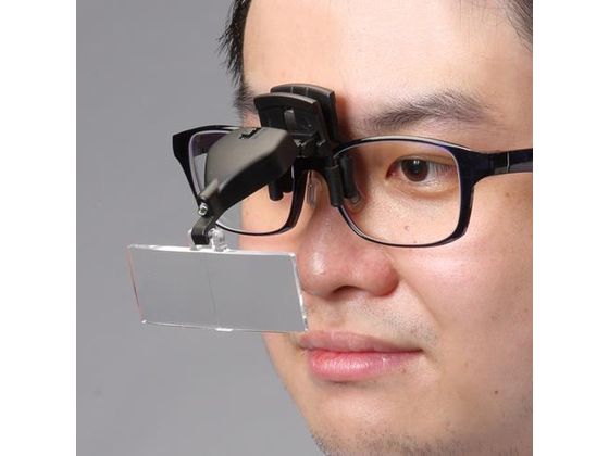 【仕様】●倍率：1．5・2．5・3．5倍●レンズサイズ：75×30mm●サイズ：75×70×40mm●LEDライト付●バッテリー内蔵●レンズ3枚●使用電池：LR1130×3個（付属）●重量：27g●レンズ角度調整可能●取付が簡単なクリップタイプ（めがね無しでは使用できません。）●アクリルレンズ●ケース付き【備考】※メーカーの都合により、パッケージ・仕様等は予告なく変更になる場合がございます。【検索用キーワード】エスコ　ESCO　えすこ　x1.5　2.5　3.5めがね取付型ルーペ(LEDライト付)　めがね取付型ルーペLEDライト付×1.5　2.5　3.5　時計用工具、ルーペ、半田ごて、ミニトーチ、ヒートカッター　ルーペ　研究用総合機器用品　実験用小物・機材　拡大鏡、照明、スコープ　ルーペ　EA756HB-27　EA756HB27　4550061576922　めがね取り付け型　メガネ取り付け型　眼鏡取り付け型　R1843L