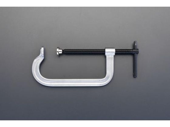 【仕様】●材質：炭素鋼、ニッケルクロームメッキ●クランプ範囲：0〜150mm●口奥行（口の深さ）：75mm●フレーム幅×厚み：22．0×10．5mm●荷重：1000kg●重量：0．93kg●フレームの開口幅の大きいロングタイプ●スイベルヘッド付●クランプ部のパッドは自在式になっており、左右約20°の角度をつける事が出来ます。【備考】※メーカーの都合により、パッケージ・仕様等は予告なく変更になる場合がございます。【検索用キーワード】エスコ　ESCO　えすこ　0-150mm　75mmシャコ万力　シャコ万力0-150mm75mm　溶接機及び関連工具　溶接用支持具　作業用品・工具　工事用品　溶接用品　溶接用支持具　EA526TV-6　EA526TV6　4548745347364　R3705Mフレーム開口幅の大きいロングタイプ