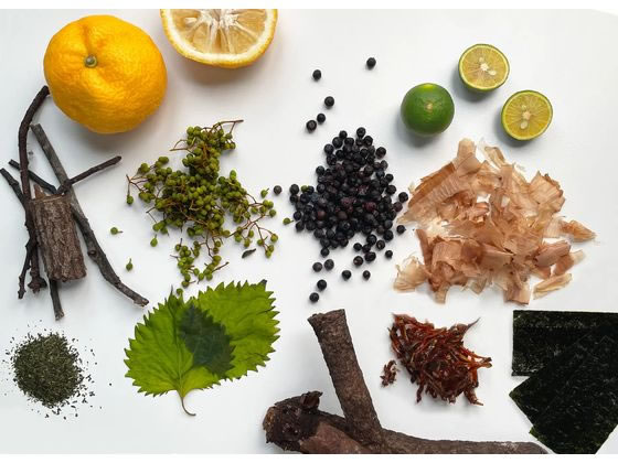 サントリー　ドライジン エクストラキングサイズ　40度 1800mlサントリー　スピリッツ ジン　1.8L