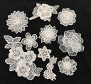 Sweetimes レース生地 刺繍花 縫製 DIY 服 工芸品の装飾 パッチ アップリケ モチーフ 10枚セット アイロン両面接着シート付No.16 (ホワイ...