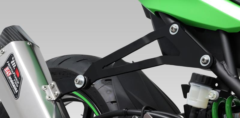 ヨシムラ サイレンサーブラケットSET Ninja ZX-4R SE/RR(23)、Ninja ZX-25R(23) Slip-On HEPTA FORCE TSS サイクロン用 194-247-0010