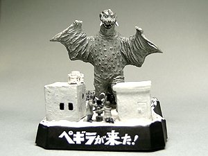 【中古】(非常に良い)ウルトラ怪獣戯画　ウルトラ兄弟激闘史　　シークレット「ウルトラQ　ペギラが来た！」単品