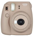 【中古】FUJIFILM インスタントカメラ チェキ instax mini8プラス 接写レンズ 純正ハンドストラップ付き ココア INS MINI 8P COCOA