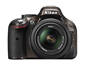 【中古】(非常に良い)Nikon デジタル一眼レフカメラ D5200 レンズキット AF-S DX NIKKOR 18-55mm f／3.5-5.6G VR付属 ブロンズ D5200LKBZ