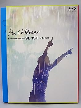 【中古】(非常に良い)Mr.Children STADIUM TOUR 2011 SENSE -in the field- [Blu-ray]【メーカー名】【メーカー型番】【ブランド名】【商品説明】Mr.Children STADIUM TOUR 2011 SENSE -in the field- [Blu-ray]初期不良に関する返品 商品到着から7日間以内に初期不良が発生した場合のみ、返品をお受けいたします。 お客様都合のキャンセル・返品 イメージと異なる、必要でなくなった等の理由によるキャンセル・返品は一切お受けしておりません。 付属品に関する確認 中古品は基本的に説明書、外箱、ドライバーインストール用CD-ROMは付属しておりません。 特にレンタル落ちの商品には、収納BOXや特典類など一切の付属品がないことをご理解ください。 また、商品名に「限定」や「保証」と記載があっても、特典や保証、ダウンロードコードは含まれておりません。 掲載内容と付属品が異なる場合、受注前に内容確認のメールをお送りいたします。 商品画像について 掲載されている写真は代表画像です。実際の商品とは異なる場合がありますので、予めご了承ください。 中古品の状態 中古品はキズや汚れがある場合がありますので、その点をご理解いただける方のみご購入ください。 在庫状況について 他のモールでも販売しているため、ご注文のタイミングによっては商品がご用意できない場合があります。 その場合、キャンセルのご連絡をさせていただきます。 上記ご理解の上、お買い求めいただけますようお願い申し上げます。 ご注文からお届けまで1．ご注文　　ご注文は24時間受け付けております 2．注文確認ご注文後、注文確認メールを送信します 3．在庫確認　多モールでも併売の為、在庫切れの場合はご連絡させて頂きます。　 ※中古品は受注後に、再メンテナンス、梱包しますのでお届けまで4〜10営業日程度とお考え下さい。 4．入金確認　前払い決済をご選択の場合、ご入金確認後に商品確保・配送手配を致します。 5．出荷 　配送準備が整い次第、出荷致します。配送業者、追跡番号等の詳細をメール送信致します。 6．到着　出荷後、1〜3日後に商品が到着します。 　※離島、北海道、九州、沖縄は遅れる場合がございます。予めご了承下さい。0
