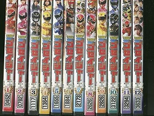 【メーカー名】【メーカー型番】【ブランド名】【商品説明】スーパー戦隊シリーズ 天装戦隊ゴセイジャー　 [レンタル落ち] 全12巻セット [DVDセット商品]初期不良に関する返品商品到着から7日間以内に初期不良が発生した場合のみ、返品をお受けいたします。お客様都合のキャンセル・返品イメージと異なる、必要でなくなった等の理由によるキャンセル・返品は一切お受けしておりません。付属品に関する確認中古品は基本的に説明書、外箱、ドライバーインストール用CD-ROMは付属しておりません。特にレンタル落ちの商品には、収納BOXや特典類など一切の付属品がないことをご理解ください。また、商品名に「限定」や「保証」と記載があっても、特典や保証、ダウンロードコードは含まれておりません。掲載内容と付属品が異なる場合、受注前に内容確認のメールをお送りいたします。商品画像について掲載されている写真は代表画像です。実際の商品とは異なる場合がありますので、予めご了承ください。中古品の状態中古品はキズや汚れがある場合がありますので、その点をご理解いただける方のみご購入ください。在庫状況について他のモールでも販売しているため、ご注文のタイミングによっては商品がご用意できない場合があります。その場合、キャンセルのご連絡をさせていただきます。お客様には、これらの条件をご理解の上、お買い求めいただけますようお願い申し上げます。ご注文からお届けまで1．ご注文　　ご注文は24時間受け付けております2．注文確認ご注文後、注文確認メールを送信します3．在庫確認　多モールでも併売の為、在庫切れの場合はご連絡させて頂きます。　 ※中古品は受注後に、再メンテナンス、梱包しますのでお届けまで4〜10営業日程度とお考え下さい。4．入金確認　前払い決済をご選択の場合、ご入金確認後に商品確保・配送手配を致します。5．出荷 　配送準備が整い次第、出荷致します。配送業者、追跡番号等の詳細をメール送信致します。6．到着　出荷後、1〜3日後に商品が到着します。※離島、北海道、九州、沖縄は遅れる場合がございます。予めご了承下さい。他モール併売のため、万が一お品切れの場合はキャンセル連絡を致します。電話対応はしておりません。お問い合わせはメールにてお願いいたします。