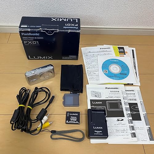 Digital Camera - 【中古】(未使用品)パナソニック 6メガ／広角28mm LUMIX DMC-FX01-S(シルバー)