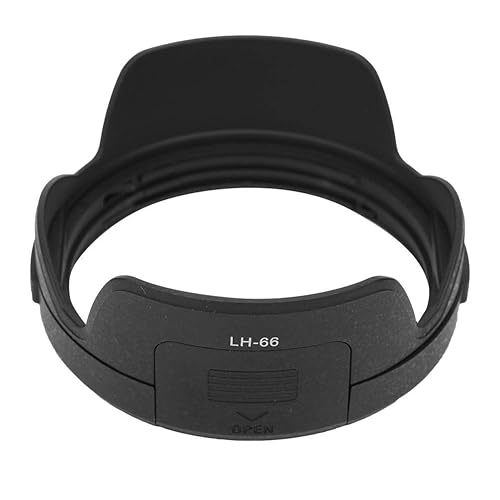 【中古】(非常に良い)VBESTLIFE カメラレンズフード 日除けフード レンズ保護 取り付け設計 互換レンズフード オリンパスM.ZUIKO ED 12-40mm F2.8レンズ用【メーカー名】【メーカー型番】【ブランド名】Vbestlife レンズフード 【商品説明】VBESTLIFE カメラレンズフード 日除けフード レンズ保護 取り付け設計 互換レンズフード オリンパスM.ZUIKO ED 12-40mm F2.8レンズ用レンズフードは、非画像光の入射を防ぎ、バックライト、サイドライト、フラッシュ、または夜間の写真撮影時の曇りを防ぎますフロントライトおよびサイドライトの写真撮影中、レンズに入射する周囲の散乱光を避けることができます軽い写真撮影や夜の写真撮影中、周囲の干渉光がレンズに入るのを防ぐことができますまた、レンズを傷、指紋から保護し、風、砂、雨、雪をある程度防ぎますカメラレンズフードはオリンパスM.ZUIKO ED 12-40mm F2.8レンズに対応です※ご購入前にご確認ください ・中古品のため、状態や付属品に個体差がございます ・お客様都合による返品・キャンセルはお受けしておりません ・当店は複数モールで在庫を共有しているため、タイミングにより欠品となる場合がございます ■ 安心してご購入いただくために 当店では、商品を一点ずつ検品・動作確認のうえ出荷しております。 中古品ではございますが、できる限り安心してご使用いただける状態でお届けできるよう努めております。 ■ 付属品について 中古品のため、説明書・外箱・CD-ROM等は付属しない場合がございます。 また、商品名に「限定」や「保証」と記載があっても、特典や保証、ダウンロードコードは付属いたしません。 レンタル落ち商品につきましては、収納BOX・DVDケースもないものとしてお考えください。 掲載内容と付属品が異なる場合、受注前に内容確認のメールをお送りいたします。 ■ 商品画像について 掲載画像はイメージ画像または代表画像を使用しておりますので、あらかじめご了承ください。 ■ 商品の状態について 中古品のため、キズ・汚れ・使用感等がある場合がございます。あらかじめご理解のうえご購入をお願いいたします。 ■ 在庫について ご注文のタイミングにより、在庫切れとなる場合がございます。その際は誠に恐縮ですが、キャンセルのご案内を差し上げる場合がございます。 ■ ご注文からお届けまで 1．ご注文 ご注文は24時間受け付けております。 2．ご注文確認 ご注文後、当店より確認メールをお送りいたします。 3．在庫確認・出荷準備 当店では複数モールで併売しているため、ご注文後に在庫確認を行っております。 また、中古品は再点検・メンテナンス・梱包を行うため、発送まで4〜10営業日ほどお時間をいただきます。 4．出荷 発送後、配送業者および追跡番号をご案内いたします。 5．お届け 出荷後、通常1〜3日程度で到着いたします。 ※北海道・沖縄・離島はお時間をいただく場合がございます。 ■ 返品・キャンセルについて 【初期不良について】 商品到着後7日以内にご連絡いただいた場合に限り、返品・返金または交換対応をいたします。 【お客様都合による返品・キャンセル】 イメージ違い・不要になった等の理由による返品・キャンセルはお受けしておりません。【ご注意】中古品につき、説明文に「特典あり」の記載があっても、特典は付属しません。ご了承ください。