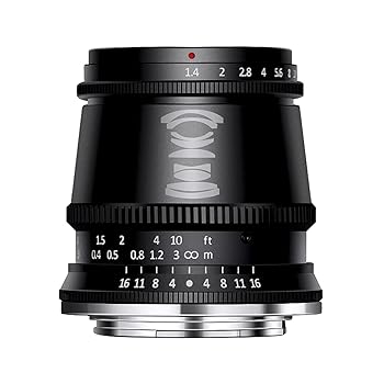 【中古】(未使用品)TTArtisan 17mm f/1.4 C ASPH マイクロフォーサーズ レンズ 銘匠光学 単焦点(タイプA)【メーカー名】【メーカー型番】【ブランド名】TTARTISAN 14616579051 【商品説明】TTArtisan 17mm f/1.4 C ASPH マイクロフォーサーズ レンズ 銘匠光学 単焦点(タイプA)銘匠光学（めいしょうこうがく）TTArtisan 17mm f/1.4 C ASPHは、35mm判換算26mm相当（APS-C）の大口径広角レンズです。APS-C用のCシリーズでは初となる非球面レンズを採用し、良好な画質と手軽に持ち運べる携帯性を両立しています。開放F値1.4の大口径で、被写体を際立たせるような表現や暗い場所での撮影に適しています。外装は、他のCシリーズと統一感を持たせたデザインを採用し、アルミニウム合金製の上質な仕上げとなっています。対応マウント：マイクロフォーサーズ / 焦点距離 : 17mm（35mm判換算：34mm相当）フォーカス：MF(マニュアルフォーカス) / 最短撮影距離：0.2m / フィルター径：40.5mmレンズ構成 : 8群9枚 / 対応撮像画面サイズ：APS-Cサイズ：Φ約56mm×約57.5mm（マウント部除く） / 質量：約250g初期不良に関する返品 商品到着から7日間以内に初期不良が発生した場合のみ、返品をお受けいたします。 お客様都合のキャンセル・返品 イメージと異なる、必要でなくなった等の理由によるキャンセル・返品は一切お受けしておりません。 商品画像について 掲載されている写真は代表画像です。実際の商品とは異なる場合がありますので、予めご了承ください。 在庫状況について 他のモールでも販売しているため、ご注文のタイミングによっては商品がご用意できない場合があります。 その場合、キャンセルのご連絡をさせていただきます。 上記ご理解の上、お買い求めいただけますようお願い申し上げます。 ご注文からお届けまで1．ご注文　　ご注文は24時間受け付けております 2．注文確認ご注文後、注文確認メールを送信します 3．在庫確認　多モールでも併売の為、在庫切れの場合はご連絡させて頂きます。　 ※中古品は受注後に、再メンテナンス、梱包しますのでお届けまで4〜10営業日程度とお考え下さい。 4．入金確認　前払い決済をご選択の場合、ご入金確認後に商品確保・配送手配を致します。 5．出荷 　配送準備が整い次第、出荷致します。配送業者、追跡番号等の詳細をメール送信致します。 6．到着　出荷後、1〜3日後に商品が到着します。 　※離島、北海道、九州、沖縄は遅れる場合がございます。予めご了承下さい。【ご注意】中古品につき、説明文に「特典あり」の記載があっても、特典は付属しません。ご了承ください。