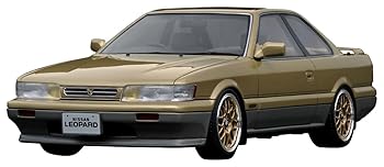 【中古】(非常に良い)ignition model 1／18 Nissan Leopard Ultima V30 TWINCAM TURBO (F31) Gold／Silver 完成品 IG3816