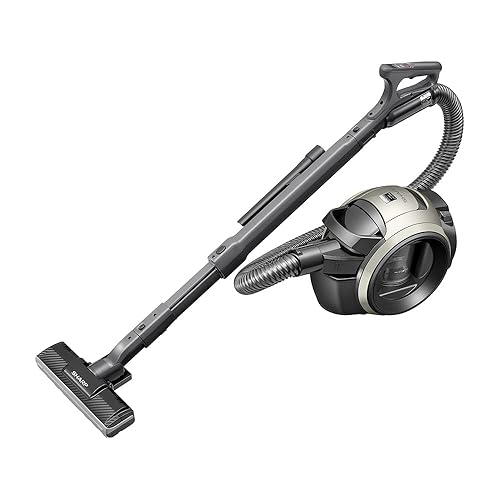 【中古】(非常に良い)シャープ 掃除機 EC-MS330-N サイクロン方式 キャニスター 軽量 パワフル 吸込仕事率 300W 簡単ゴミ捨て エコモード【メーカー名】【メーカー型番】【ブランド名】シャープ(SHARP) キャニスター型クリーナー 【商品説明】シャープ 掃除機 EC-MS330-N サイクロン方式 キャニスター 軽量 パワフル 吸込仕事率 300W 簡単ゴミ捨て エコモード「からみにく〜いブラシ」密度が高く縮れたブラシを採用することで、ブラシのすき間を減らし、髪の毛の入り込みを抑制しブラシに髪の毛がからみにくくなりました。「お掃除しやすい 軽量ボディ2.4kg」本体2.4kgの軽量設計に加え、スリムな本体とデカ車輪で狭い場所もスイスイ移動。「遠心分離サイクロン」ごみと空気を高速旋回気流で強力に遠心分離。分離されたごみをカップの底に残し、フィルターへのごみの付着を抑えます。「自走パワーアシスト」ブラシの回転する力でヘッドが前進するのをアシストするので、軽い力でお掃除できます。「簡単ゴミ捨て&水洗い」ダストカップ、フィルター、ブラシは、水洗いが行えます。※ご購入前にご確認ください ・中古品のため、状態や付属品に個体差がございます ・お客様都合による返品・キャンセルはお受けしておりません ・当店は複数モールで在庫を共有しているため、タイミングにより欠品となる場合がございます ■ 安心してご購入いただくために 当店では、商品を一点ずつ検品・動作確認のうえ出荷しております。 中古品ではございますが、できる限り安心してご使用いただける状態でお届けできるよう努めております。 ■ 付属品について 中古品のため、説明書・外箱・CD-ROM等は付属しない場合がございます。 また、商品名に「限定」や「保証」と記載があっても、特典や保証、ダウンロードコードは付属いたしません。 レンタル落ち商品につきましては、収納BOX・DVDケースもないものとしてお考えください。 掲載内容と付属品が異なる場合、受注前に内容確認のメールをお送りいたします。 ■ 商品画像について 掲載画像はイメージ画像または代表画像を使用しておりますので、あらかじめご了承ください。 ■ 商品の状態について 中古品のため、キズ・汚れ・使用感等がある場合がございます。あらかじめご理解のうえご購入をお願いいたします。 ■ 在庫について ご注文のタイミングにより、在庫切れとなる場合がございます。その際は誠に恐縮ですが、キャンセルのご案内を差し上げる場合がございます。 ■ ご注文からお届けまで 1．ご注文 ご注文は24時間受け付けております。 2．ご注文確認 ご注文後、当店より確認メールをお送りいたします。 3．在庫確認・出荷準備 当店では複数モールで併売しているため、ご注文後に在庫確認を行っております。 また、中古品は再点検・メンテナンス・梱包を行うため、発送まで4〜10営業日ほどお時間をいただきます。 4．出荷 発送後、配送業者および追跡番号をご案内いたします。 5．お届け 出荷後、通常1〜3日程度で到着いたします。 ※北海道・沖縄・離島はお時間をいただく場合がございます。 ■ 返品・キャンセルについて 【初期不良について】 商品到着後7日以内にご連絡いただいた場合に限り、返品・返金または交換対応をいたします。 【お客様都合による返品・キャンセル】 イメージ違い・不要になった等の理由による返品・キャンセルはお受けしておりません。【ご注意】中古品につき、説明文に「特典あり」の記載があっても、特典は付属しません。ご了承ください。