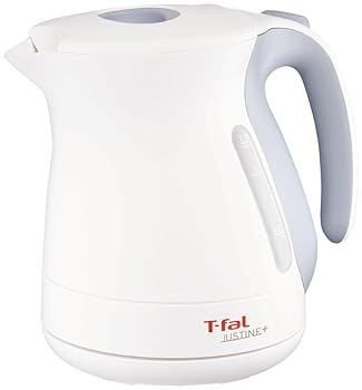 【中古】(非常に良い)T-fal 電気ケトル ジャスティン プラス スカイブルー 1.2L KO340171【メーカー名】【メーカー型番】【ブランド名】T-Fal 電気ケトル 【商品説明】T-fal 電気ケトル ジャスティン プラス スカイブルー 1.2L KO340171本体サイズ:幅221×奥行161×高さ209mm本体重量:970g素材・材質:本体/ポリプロピレン・ステンレス原産国:中国電源:100V 50/60Hz※ご購入前にご確認ください ・中古品のため、状態や付属品に個体差がございます ・お客様都合による返品・キャンセルはお受けしておりません ・当店は複数モールで在庫を共有しているため、タイミングにより欠品となる場合がございます ■ 安心してご購入いただくために 当店では、商品を一点ずつ検品・動作確認のうえ出荷しております。 中古品ではございますが、できる限り安心してご使用いただける状態でお届けできるよう努めております。 ■ 付属品について 中古品のため、説明書・外箱・CD-ROM等は付属しない場合がございます。 また、商品名に「限定」や「保証」と記載があっても、特典や保証、ダウンロードコードは付属いたしません。 レンタル落ち商品につきましては、収納BOX・DVDケースもないものとしてお考えください。 掲載内容と付属品が異なる場合、受注前に内容確認のメールをお送りいたします。 ■ 商品画像について 掲載画像はイメージ画像または代表画像を使用しておりますので、あらかじめご了承ください。 ■ 商品の状態について 中古品のため、キズ・汚れ・使用感等がある場合がございます。あらかじめご理解のうえご購入をお願いいたします。 ■ 在庫について ご注文のタイミングにより、在庫切れとなる場合がございます。その際は誠に恐縮ですが、キャンセルのご案内を差し上げる場合がございます。 ■ ご注文からお届けまで 1．ご注文 ご注文は24時間受け付けております。 2．ご注文確認 ご注文後、当店より確認メールをお送りいたします。 3．在庫確認・出荷準備 当店では複数モールで併売しているため、ご注文後に在庫確認を行っております。 また、中古品は再点検・メンテナンス・梱包を行うため、発送まで4〜10営業日ほどお時間をいただきます。 4．出荷 発送後、配送業者および追跡番号をご案内いたします。 5．お届け 出荷後、通常1〜3日程度で到着いたします。 ※北海道・沖縄・離島はお時間をいただく場合がございます。 ■ 返品・キャンセルについて 【初期不良について】 商品到着後7日以内にご連絡いただいた場合に限り、返品・返金または交換対応をいたします。 【お客様都合による返品・キャンセル】 イメージ違い・不要になった等の理由による返品・キャンセルはお受けしておりません。【ご注意】中古品につき、説明文に「特典あり」の記載があっても、特典は付属しません。ご了承ください。