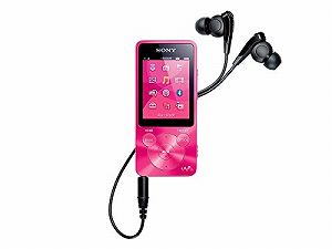 【中古】(非常に良い)ソニー SONY ウォークマン Sシリーズ NW-S13 : 4GB Bluetooth対応 イヤホン付属 2014年モデル ピンク NW-S13 P