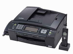 【中古】Brother MyMio A4インクジェットFAX複合機 MFC-930CDN【メーカー名】ブラザー工業【メーカー型番】MFC-930CD【ブランド名】ブラザー工業【商品説明】Brother MyMio A4インクジェットFAX複合機 MFC-930CDNインクジェット (MFP)カラーインク(色)：4CD/DVD印刷：非対応メモリスロット：搭載フチなし印刷：対応 / 自動両面印刷：非対応 / 最大用紙サイズ：A4当店では初期不良に限り、商品到着から7日間は返品をお受けいたします。イメージと違う、必要でなくなった等、お客様都合のキャンセル・返品は一切お受けしておりません。中古品の場合、基本的に説明書・外箱・ドライバーインストール用のCD-ROMはついておりません。商品名に「限定」「証」等の記載がある場合でも特典や保証・ダウンロードコードは付いておりません。写真は代表画像であり実際にお届けする商品の状態とは異なる場合があります。掲載と付属品が異なる場合は受注前に内容確認メールをお送りします。中古品の場合は中古の特性上、キズ・汚れがある場合があります。レンタル落ち商品は収納BOXや特典類など一切の付属品はありません他モール併売のため、万が一お品切れの場合はご連絡致します。ご注文からお届けまで1．ご注文　 ご注文は24時間受け付けております2．注文確認 　ご注文後、注文確認メール送信します3．在庫確認　　　　 在庫切れの場合はご連絡させて頂きます。　 ※中古品は受注後に、再メンテナンス、梱包しますのでお届けまで4〜7営業日程度とお考え下さい。4．入金確認 前払い決済をご選択の場合、ご入金確認後、配送手配を致します。5．出荷 配送準備が整い次第、出荷致します。配送業者、追跡番号等の詳細をメール送信致します。6．到着　 出荷後、1〜3日後に商品が到着します。 ※離島、北海道、九州、沖縄は遅れる場合がございます。予めご了承下さい。