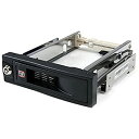 【中古】(非常に良い)StarTech.com 5インチベイ内蔵型ハードディスクリムーバルケース トレイ/ケース不要 3.5インチSATA HDD専用モバイルラ...