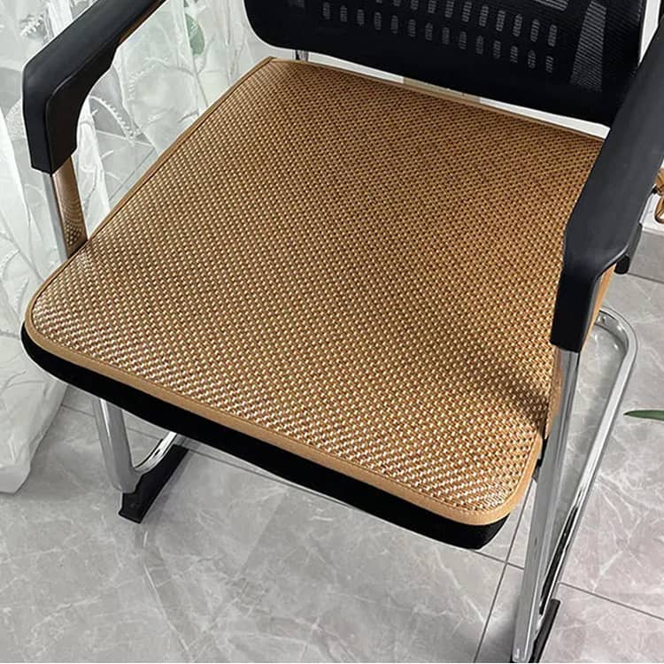 涼しい 車内クッション 通気性 夏用 オフィス用 椅子用座布団 椅子用座布団 座布団 薄手 接触冷感 イスクッション カーシート ギフト メッシュ 滑り止め チェアパット チェアクッション 運転クッション テレワーク シンプル 蒸れない 新生活 洗える [2]