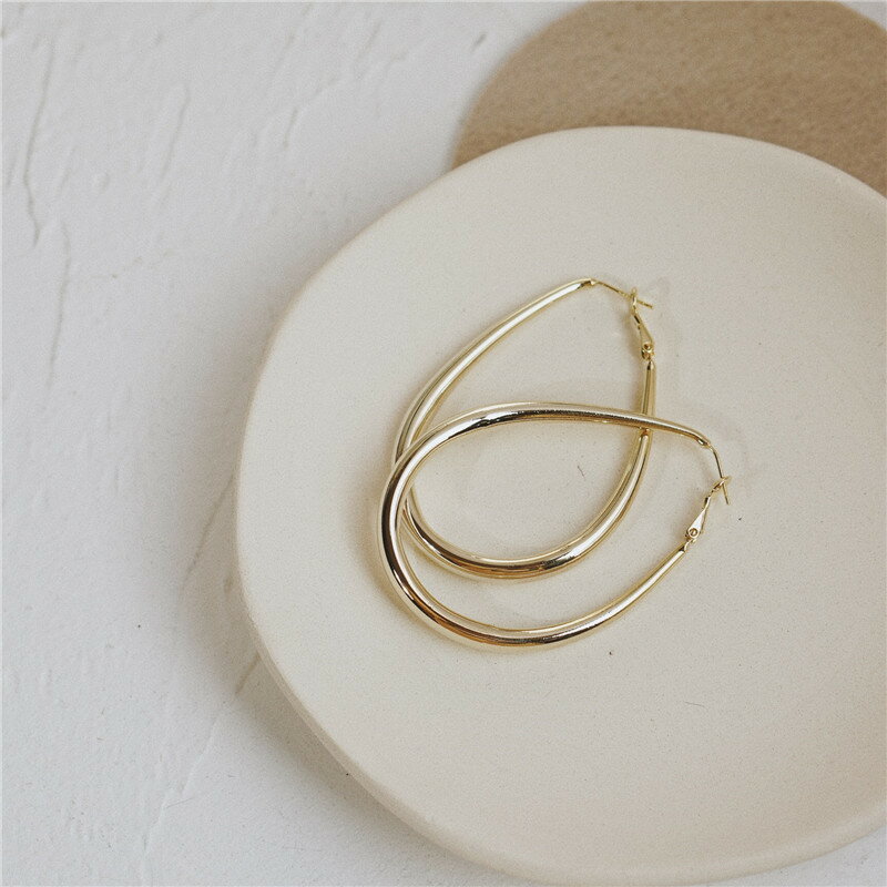 乐天商城 - フープピアス フープ アクセサリー ピアス 揺れる 韓国アクセサリー　韓国ピアス おしゃれ かわいい アクセ アクセ ピアス 大ぶりピアス ゴールドピアス シルバーピアス