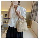 夏 ミニバッグ 小さめ 木ハンドル 手提げバッグ 編みバッグ 軽量 ミニハンドバッグ 籠編み 軽い リゾート
