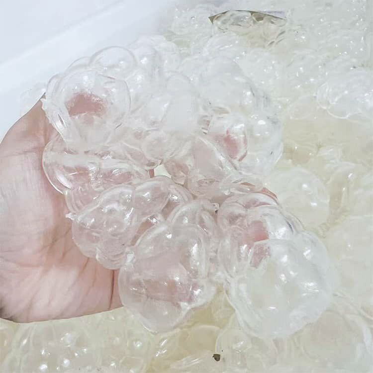 スクイーズの皮 12個セット DIYスクイーズ 空ボール フルーツ型 感触おもちゃ 12個セット スクイーズボール ぷにぷに もちもち 握る玩具 オリジナルスクイーズ作り 手作りスクイーズキット ジェル ビーズ 充填可能 ぶどうボール ストレス解消 子供 coconut1992-10004745 ココナッツカンパニー サンプル画像3