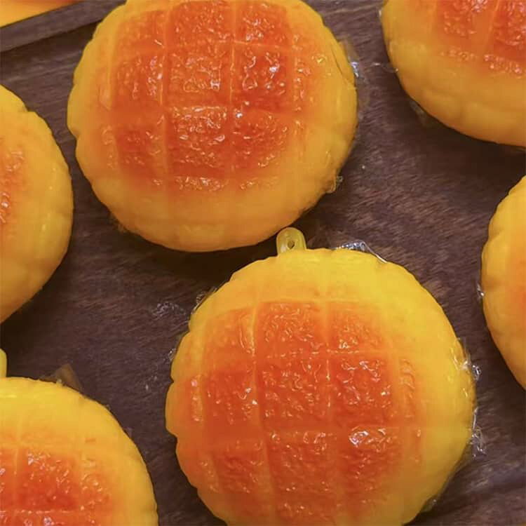 握る玩具 もちもち 【5個セット】スクイーズの皮 空ボール DIYスクイーズ 食べ物モチーフ TPR ぷにぷに 【5個セット】スクイーズの皮 手作りスクイーズキット 感触おもちゃ オリジナルスクイーズ作り ジェル ビーズ ラメ対応 捏ねるおもちゃ ハンドメイド素材 子供 coconut1992-10004784 ココナッツカンパニー サンプル画像2