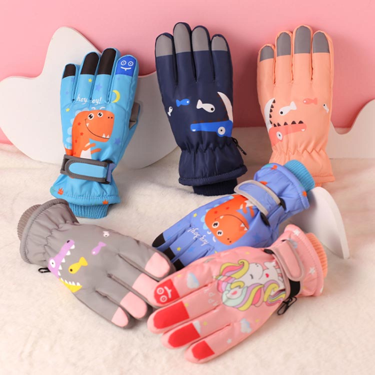 【2ペアセット】スキーグローブ キッズ 防水 スマホ対応 タッチパネル対応 ジュニア 防寒手袋 子供 保温 5本指 スノーグローブ スキー手袋 滑り止め 暖かい 雪遊び 自転車 通園 通学 スノー手袋 冬 男の子 女の子 雪かき 防寒 2