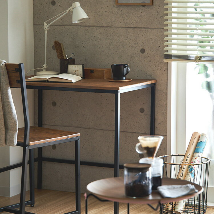 大人ヴィンテージな木目調×ブラックスチール デスク 机 勉強 学習 書斎 パソコンデスク おしゃれ シンプル 80cm 50cm 高さ72cm ヴィンテージ モダン シック デザイン ブラックスチール 一人暮らし 単品 木製 インテリア ブラウン 在宅ワーク ワークデスク 引っ越し 新生活