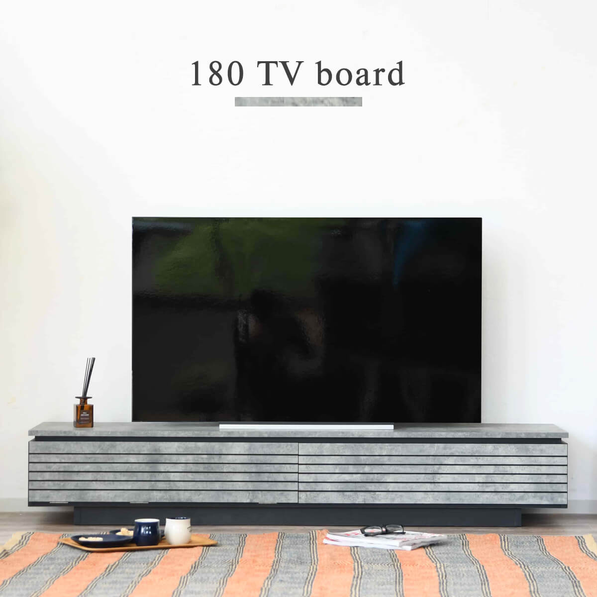 テレビボード テレビ台 TVボード ローボード おしゃれ 石目調 幅180 収納 引出し フラップ扉 国産 日本産 低め 新生活 一人暮らし リビングボード シンプル モダン コード穴付き ロータイプ テレビラック 完成品 リビング インテリア 和室 洋室 グレー「商：大」 「才：10」