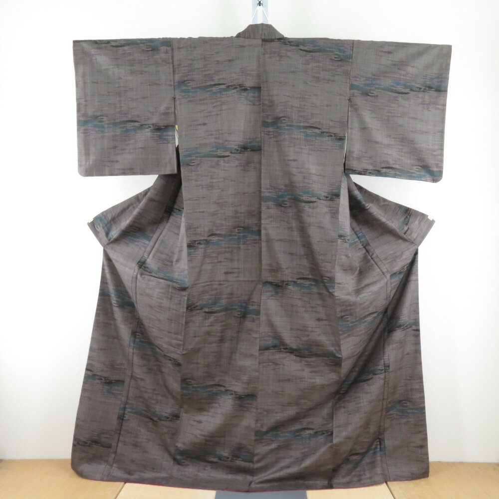 紬 着物 大島紬 霧模様 茶色x青色x紫色 袷 広衿 正絹 カジュアル 仕立て上がり着物 身丈166cm【中古】