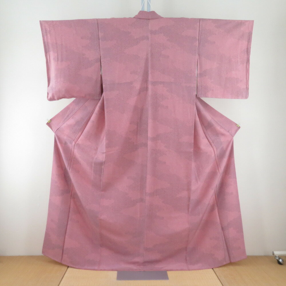 江戸小紋 雲取り寄せ小紋 ピンク色 正絹 袷 バチ衿 余り布付き 仕立て上がり着物 身丈162cm【中古】