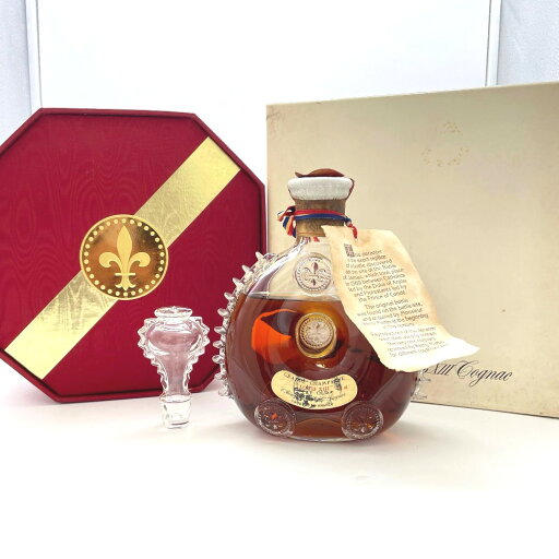 REMY MARTIN (レミーマルタン) ブランデー ルイ13世 ベリーオールド バカラ製 羽欠損無し 液面低下あり 箱付き 替え栓付き 700ml 40% 洋酒 古酒 未開栓/ REMY MARTIN (レミーマルタン) ブランデー ルイ13世 ベリーオールド バカラ製 羽欠損無し 液面低下あり 箱付き 替え栓付き 700ml 40% 洋酒 古酒 未開栓/
