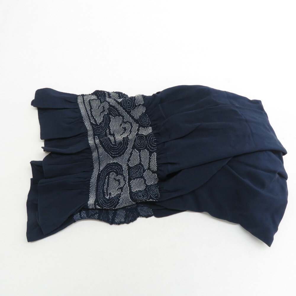 商品コードki9302AB アイテム男帯 対象メンズ カラー ネイビー 品質表示正絹 サイズ 幅：72cm全長：384cm 保証期間初期不良（到着から1週間）のみ 商品状態 状態ランク 4：やや傷や汚れあり 全体 タレ先に汚れがございます。 商品説明 絞りの男性用正絹兵児帯です。 浴衣にはもちろん、普段使いの着物にも使いやすい帯です。