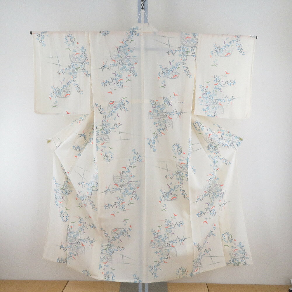 Summer Wear - 夏着物 クリーム色x水色 籠目に秋草花模様 絽 バチ衿 小柄サイズ 夏用 仕立て上がり 身丈147cm【中古】