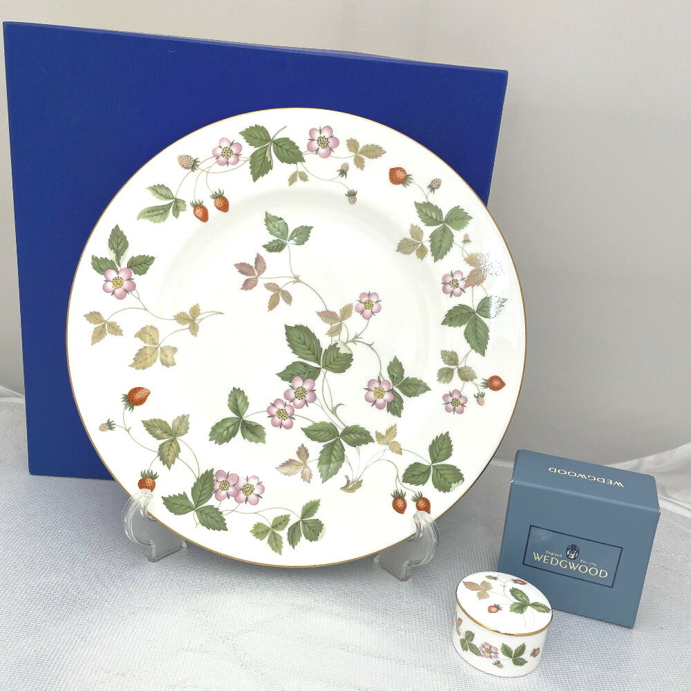 Rakuten - WEDGWOOD (ウエッジウッド) 食器 WILD STRAWBERRY ワイルドストロベリー 大皿 プレート 27cm 小物入れ 箱有 旧刻印 黒壷 2点セット【中古】