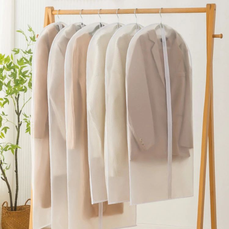 こころ家楽天市場店の衣類カバー 洋服カバー 半透明 ファスナー 10枚組 ロング ショート 防カビ ほこり防止 防虫 マチ スーツ コート ジャケット ワンピース スーツカバー 衣類収納 ハンガーラック 衣替え 使いやすい 埃よけ 防湿 通気性 衣類収納袋 衣類収納バッグ 洗える 【送無】｜アングル3