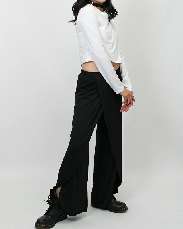 ダンス衣装 パンツ 黒 ワイドパンツ スリット CRPN-02[ヒップホップ ガールズ ダンスパンツ ブラック ロングパンツ セクシー かっこいい ダンス 服 衣装 発表会 レディース 韓国 ファッション]