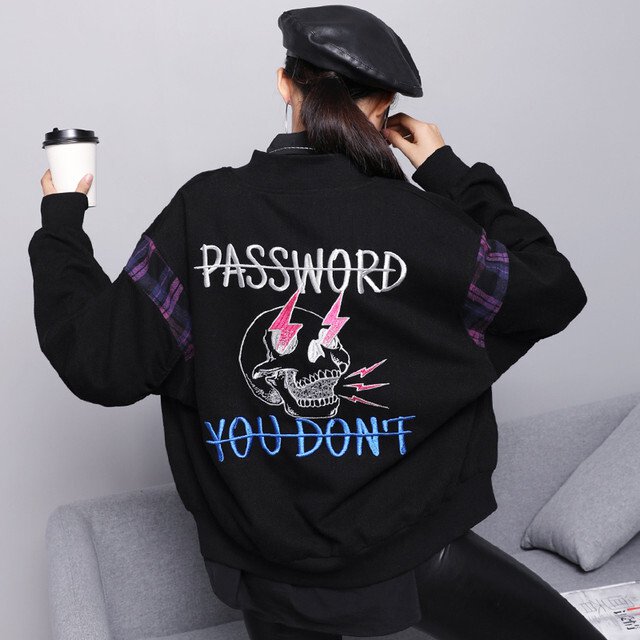 Rakuten - 【送料無料】レディース バックビッグ刺繍ステッチジャケット 大人可愛い ママコーデ ママファッション 韓国 オルチャンファッション 人気 トレンド 新作 20代 30代 40代 おしゃれ ラフ シンプル デート 通学 学生 きれいめ ルーズ 秋 冬 春 夏 人気 女子力 おしゃれ